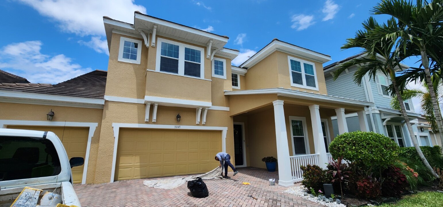 Residential Stucco Repair & Exterior Painting